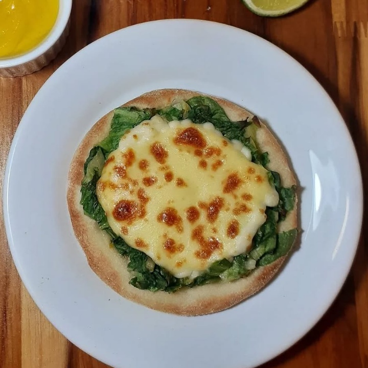 Esfiha de Escarola